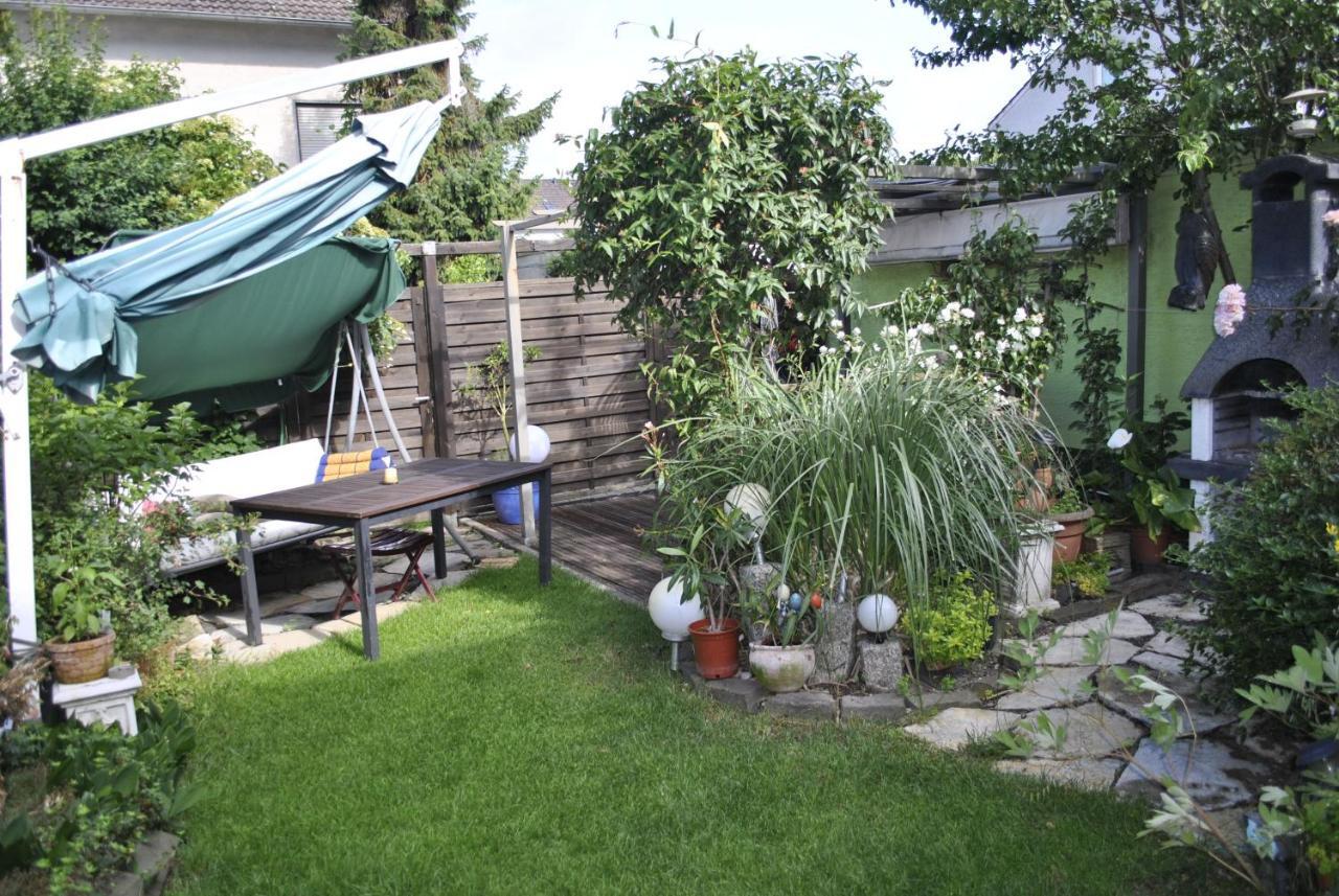 Gemuetliche Zimmer Im Einfamilienhaus Cologne Exterior photo